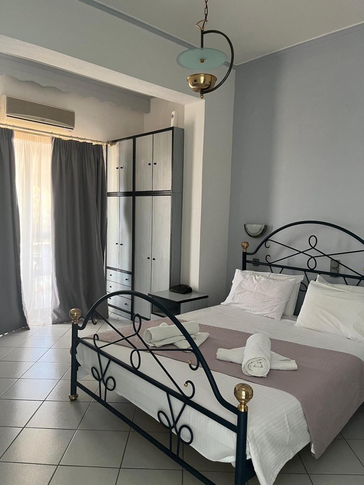 Dolphin Apartments 1 Парга Екстериор снимка